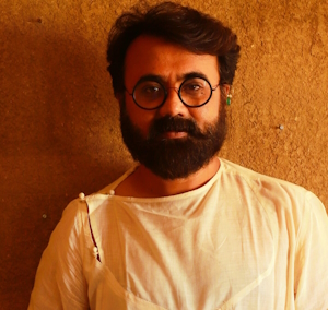विनय नारकर